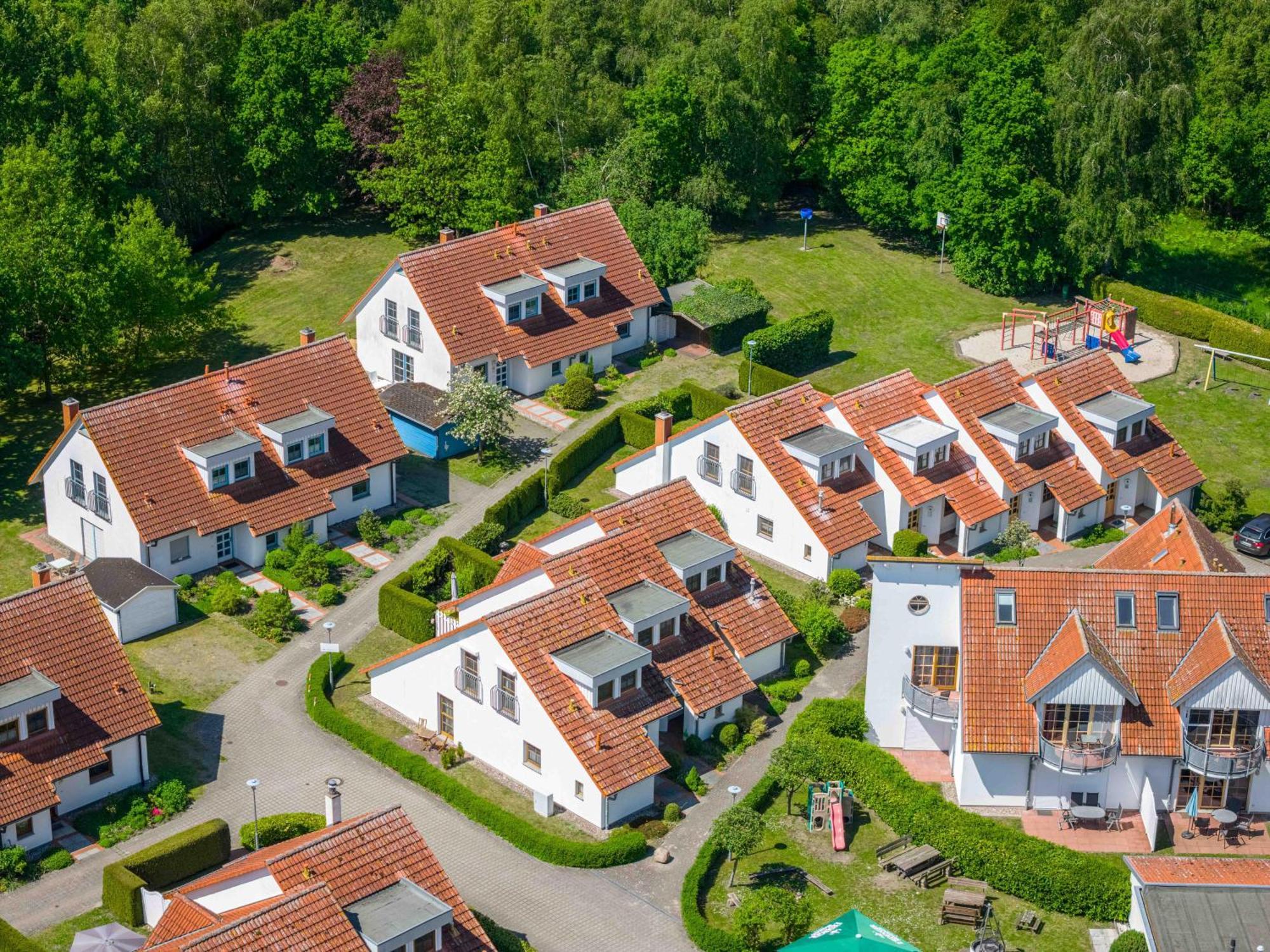 Ferienpark Freesenbruch Wohnung 4 4 - Seeschwalbe Zingst Exterior photo