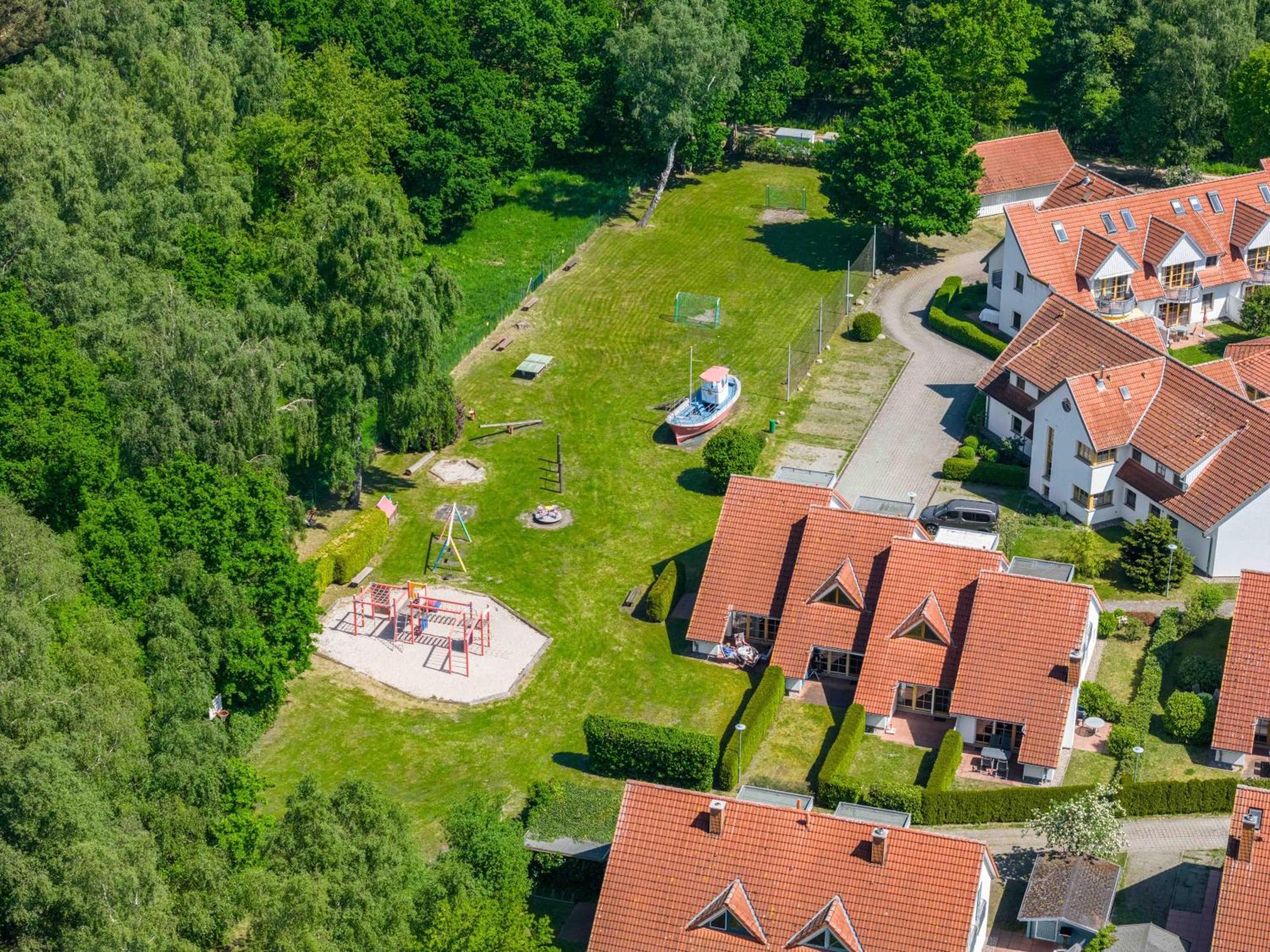 Ferienpark Freesenbruch Wohnung 4 4 - Seeschwalbe Zingst Exterior photo